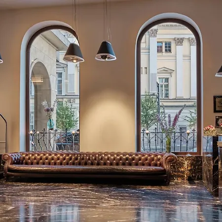 Monopol Hotel 5*