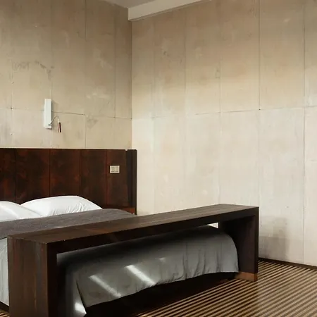 Monopol Hotel
