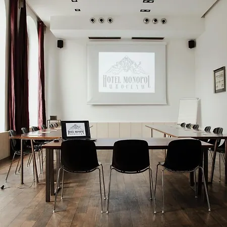 Hotel Monopol