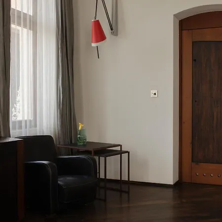 Monopol Hotel
