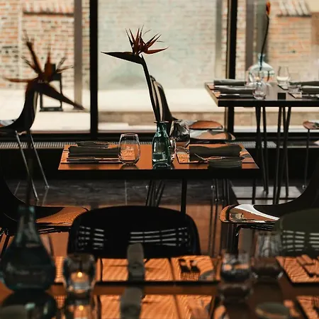 Monopol Hotel 5*