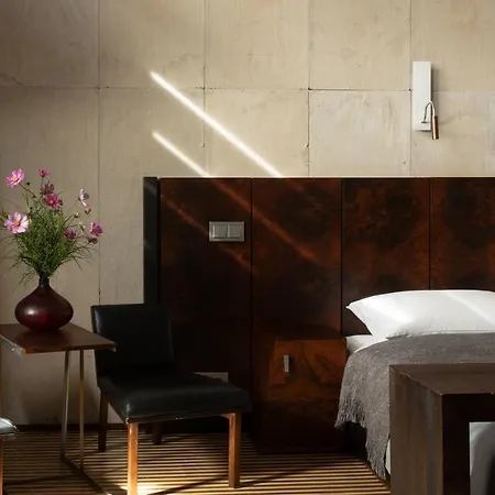Monopol Hotel 5*