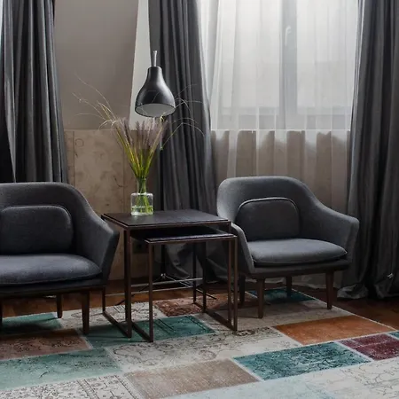 Monopol Hotel 5*